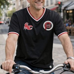 K2‎ High Fashion V Neck Graphic Tee Shirt Size XL NWT